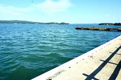 和倉港と能登島