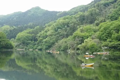 間瀬湖