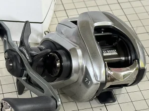 SHIMANO「 23 ヴァンキッシュ 2500S」